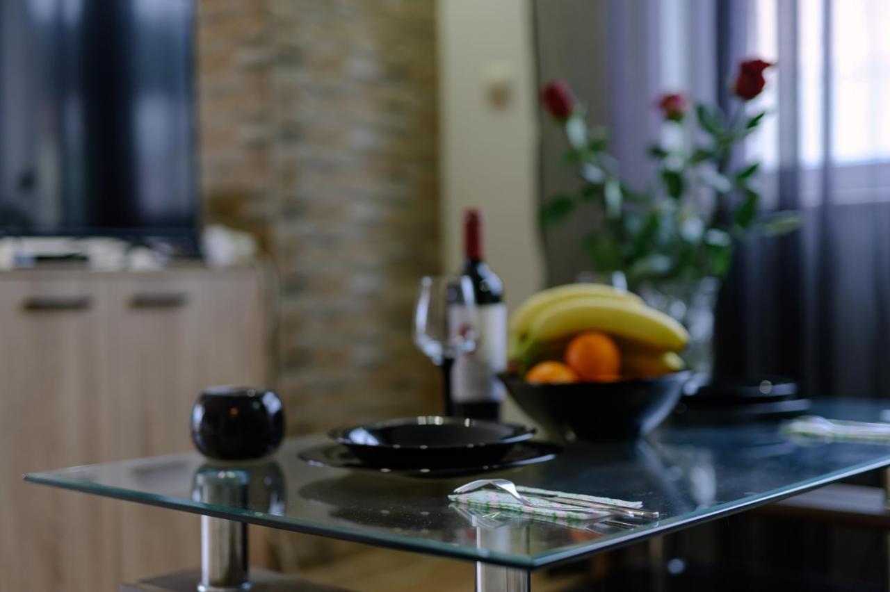 Cozy & Delightful Apart & Aubg & Free Garage Parking Blagoevgrad Kültér fotó