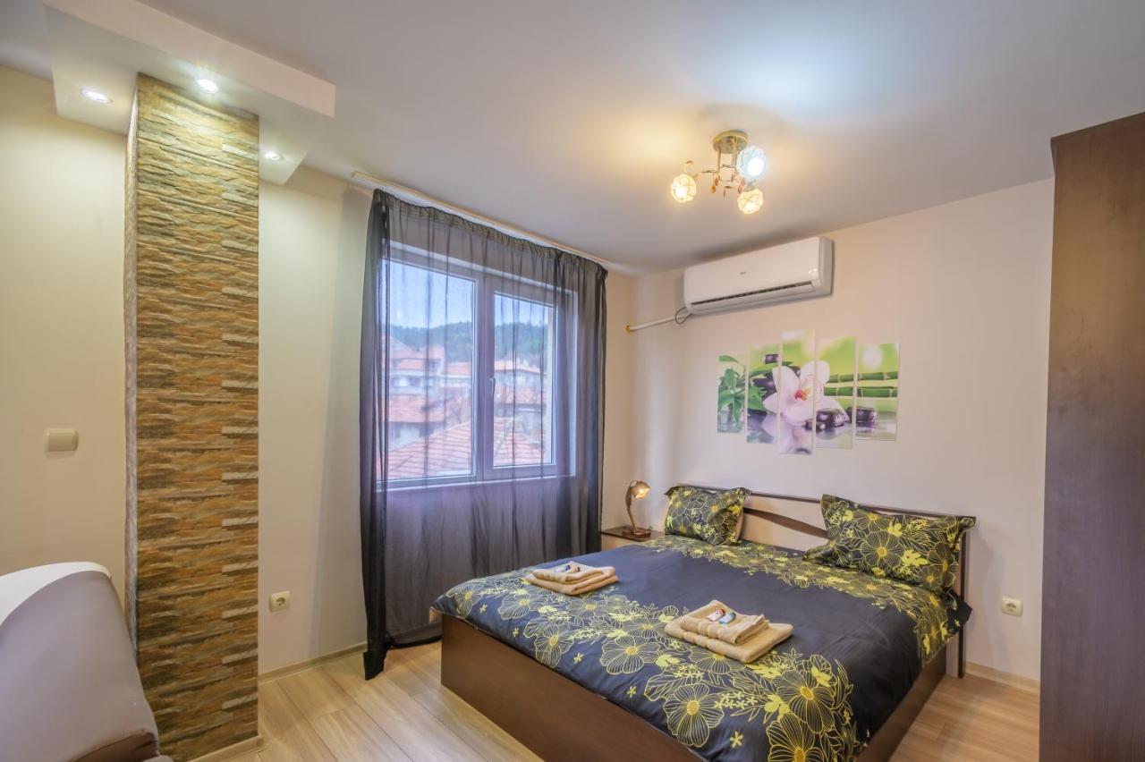 Cozy & Delightful Apart & Aubg & Free Garage Parking Blagoevgrad Kültér fotó